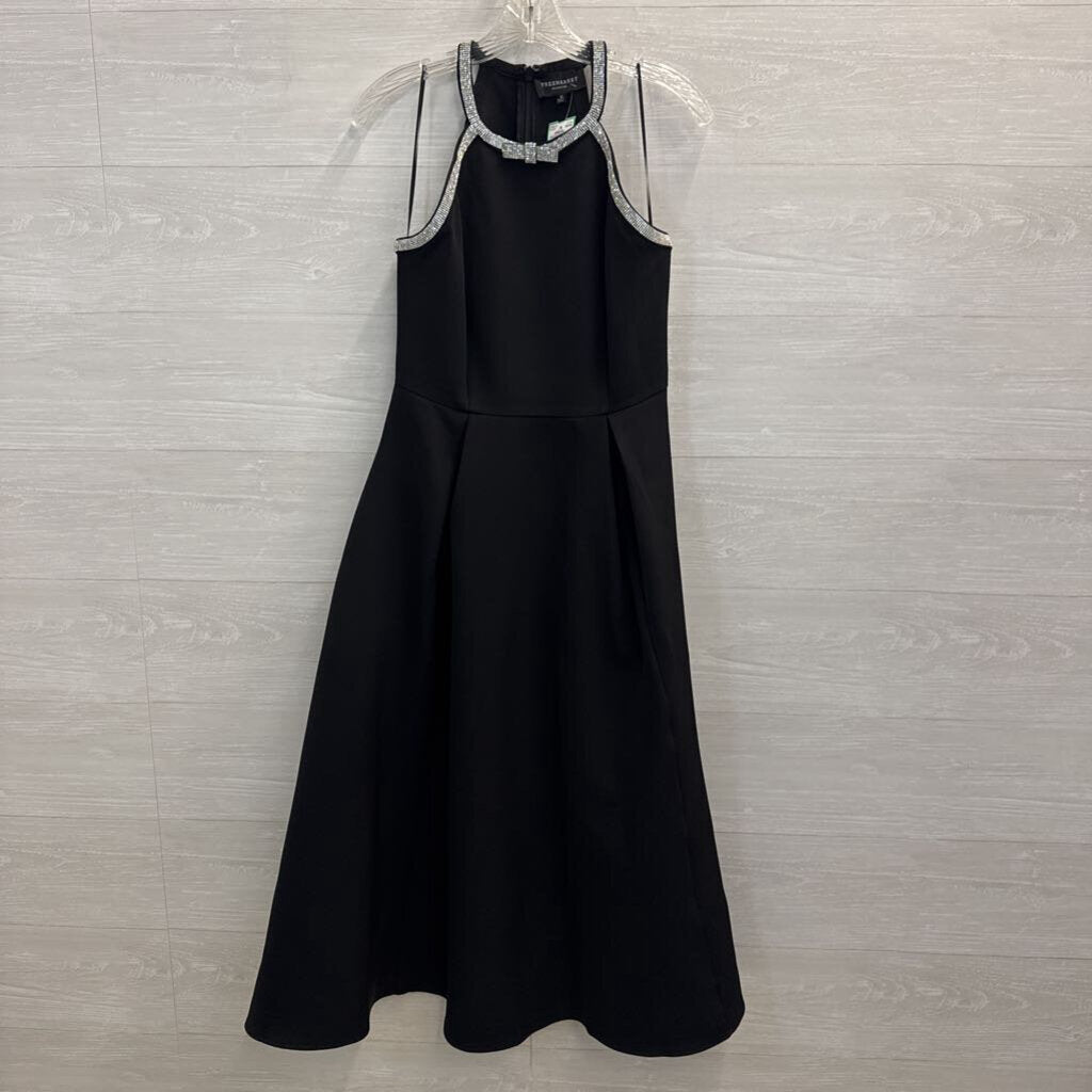 Free Market Black Rhinestone Neckline Long Formal Dress Medium