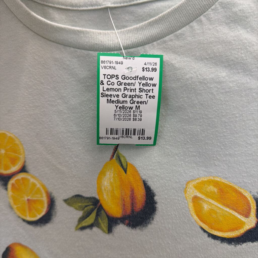 Green/ Yellow Lemon Print Short Sleeve Graphic Tee Medium