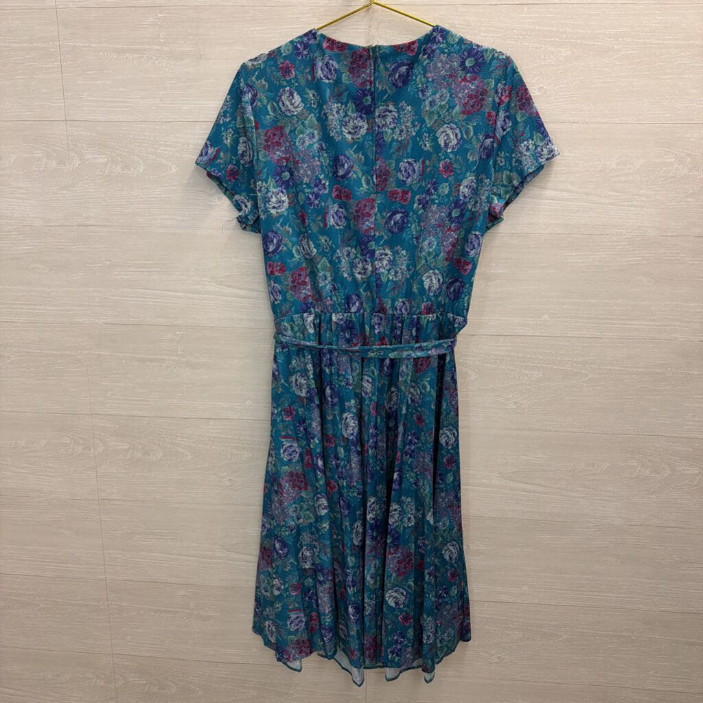 Vintage Blue/ Multi Print Short Sleeve Midi Dress Medium