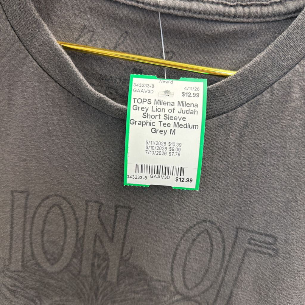 Milena Grey Lion of Judah Short Sleeve Graphic Tee Medium