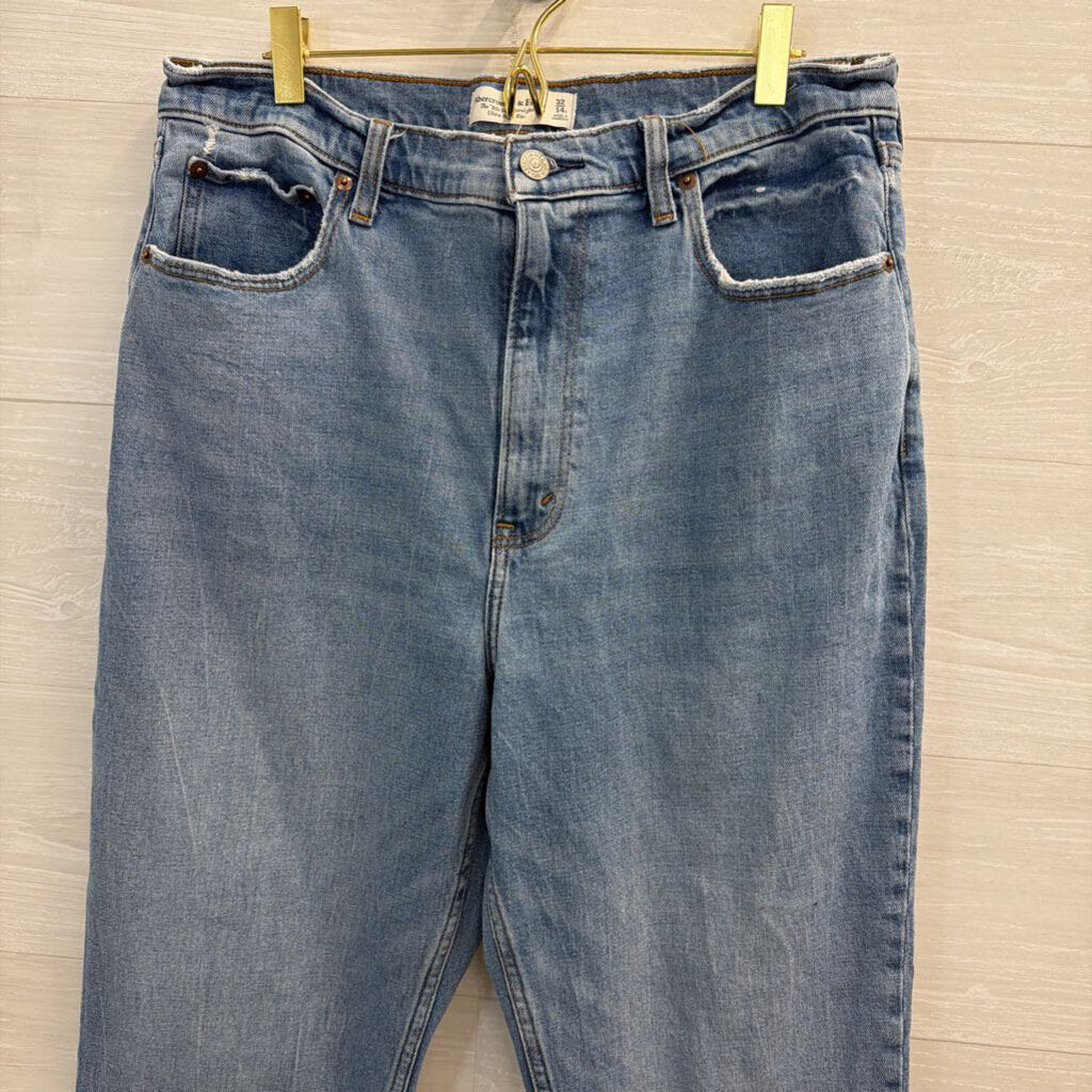 Abercrombie and Fitch Medium Wash The 90s Slim Straight Ultra High Rise Jeans 32