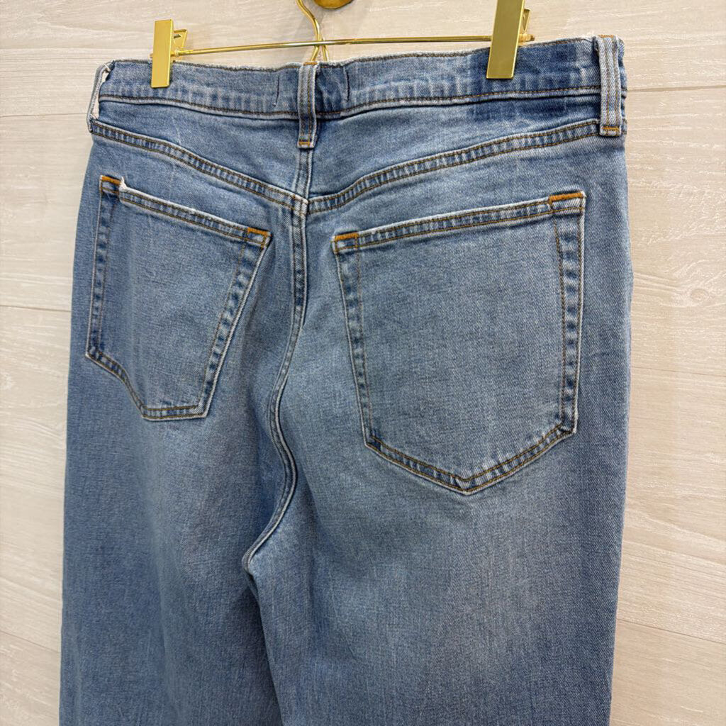 Abercrombie and Fitch Medium Wash The 90s Slim Straight Ultra High Rise Jeans 32