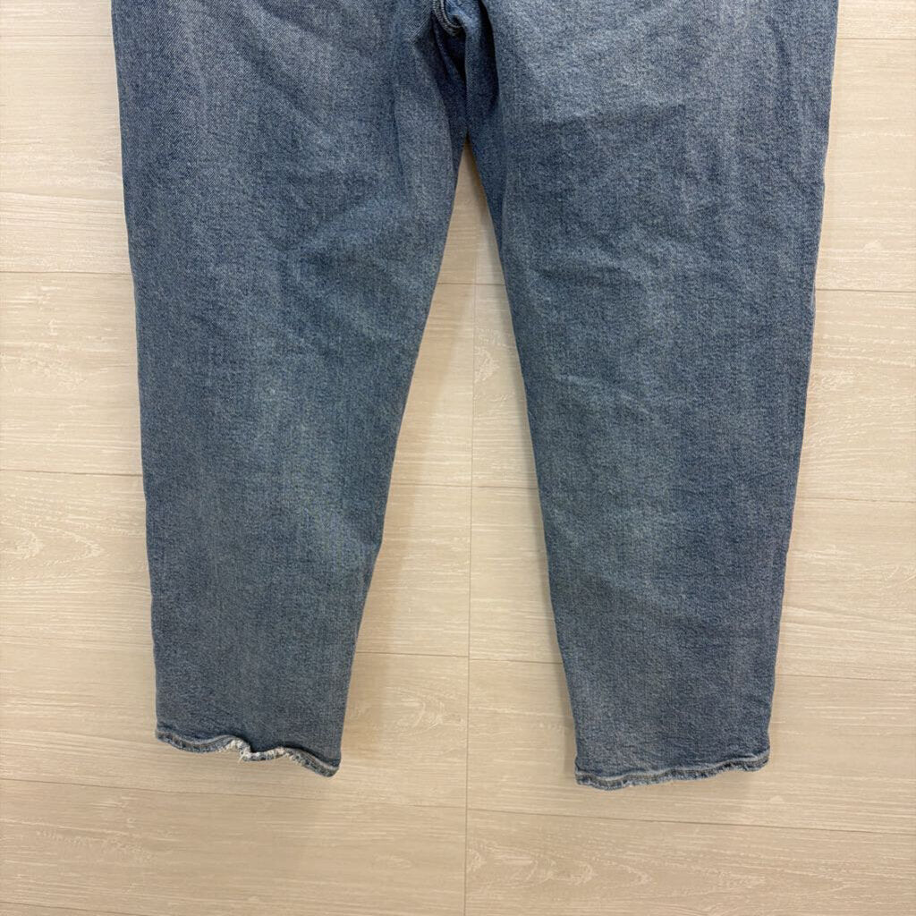 American Eagle Medium Wash Super High Rise Ankle Straight Jeans 12
