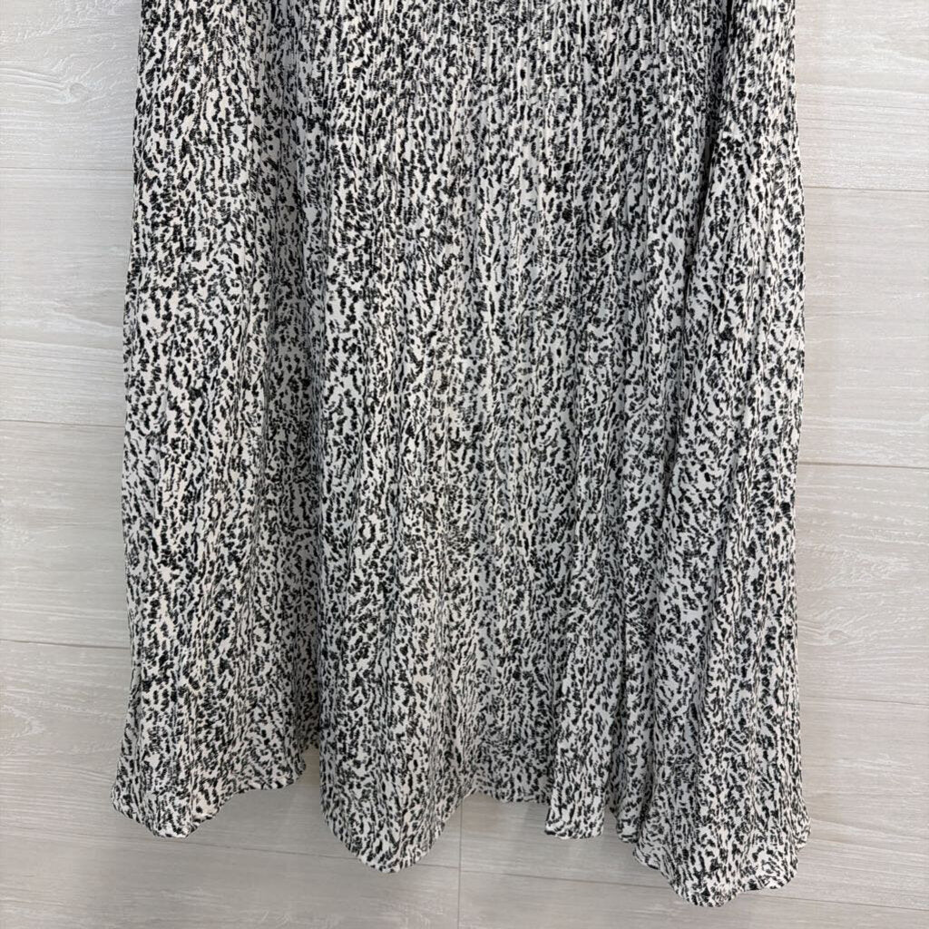 Banana Republic White/ Black Print Midi Skirt Extra Small