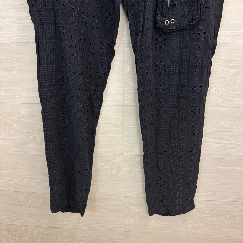 Johnny Was Navy Eyelet Cargo Straight Leg Pants With Belt 4