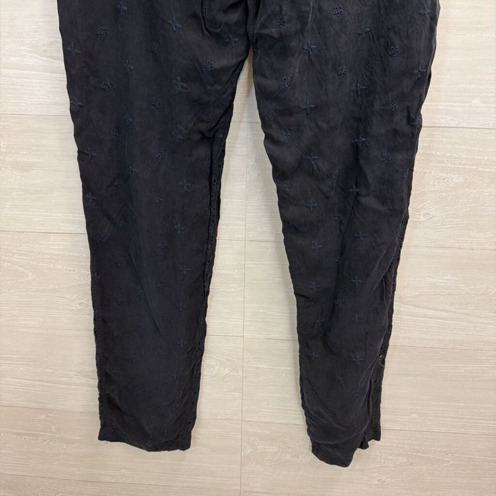 Johnny Was Navy Eyelet Cargo Straight Leg Pants With Belt 4
