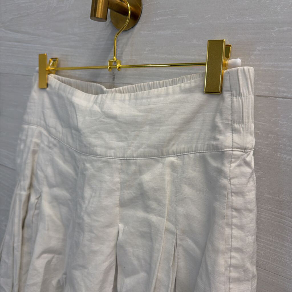 Emily McCarthy White Wide Leg Pleated Shorts Extra Small