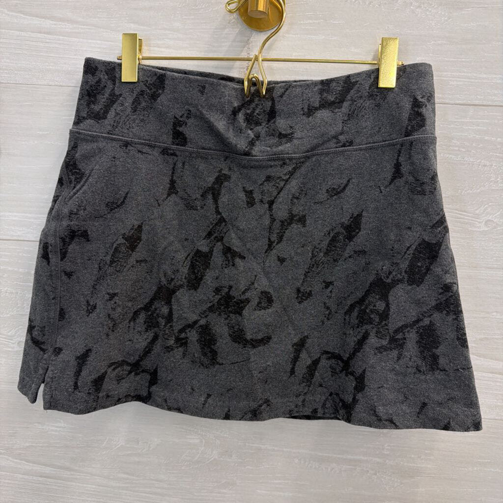 Pact Grey Print Skort Medium