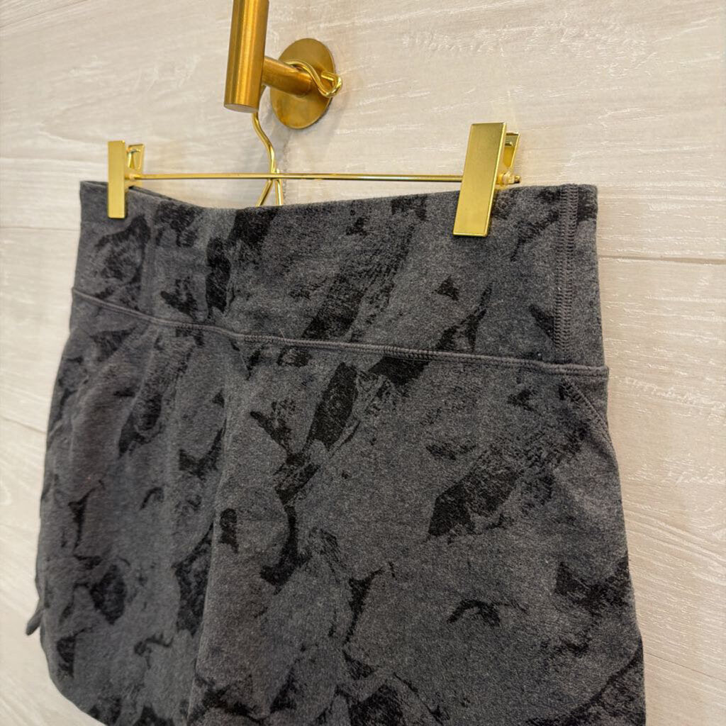 Pact Grey Print Skort Medium