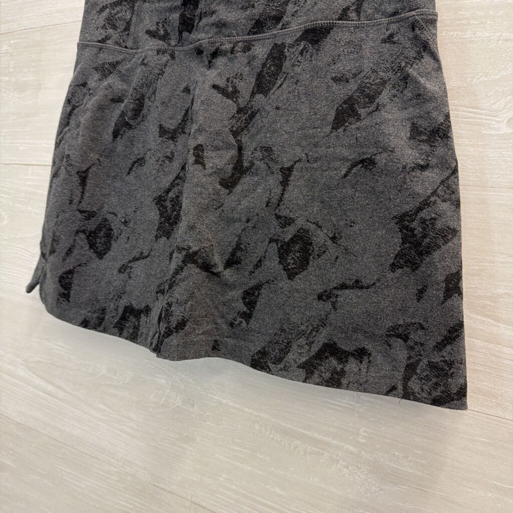 Pact Grey Print Skort Medium