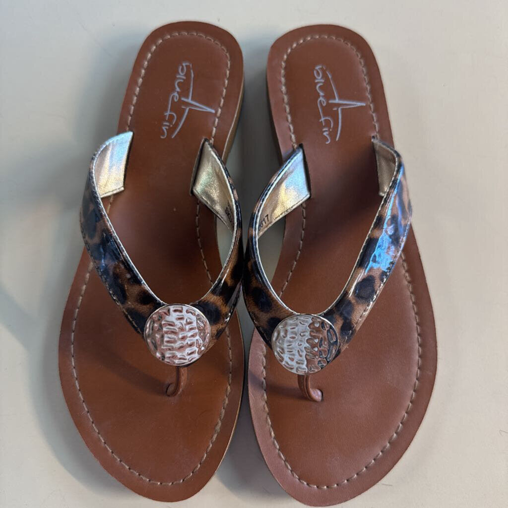 Blue Fin Brown Leopard Strap Flip Flops 6