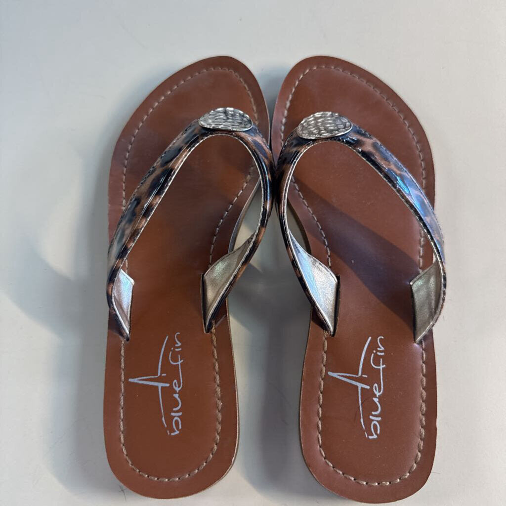 Blue Fin Brown Leopard Strap Flip Flops 6