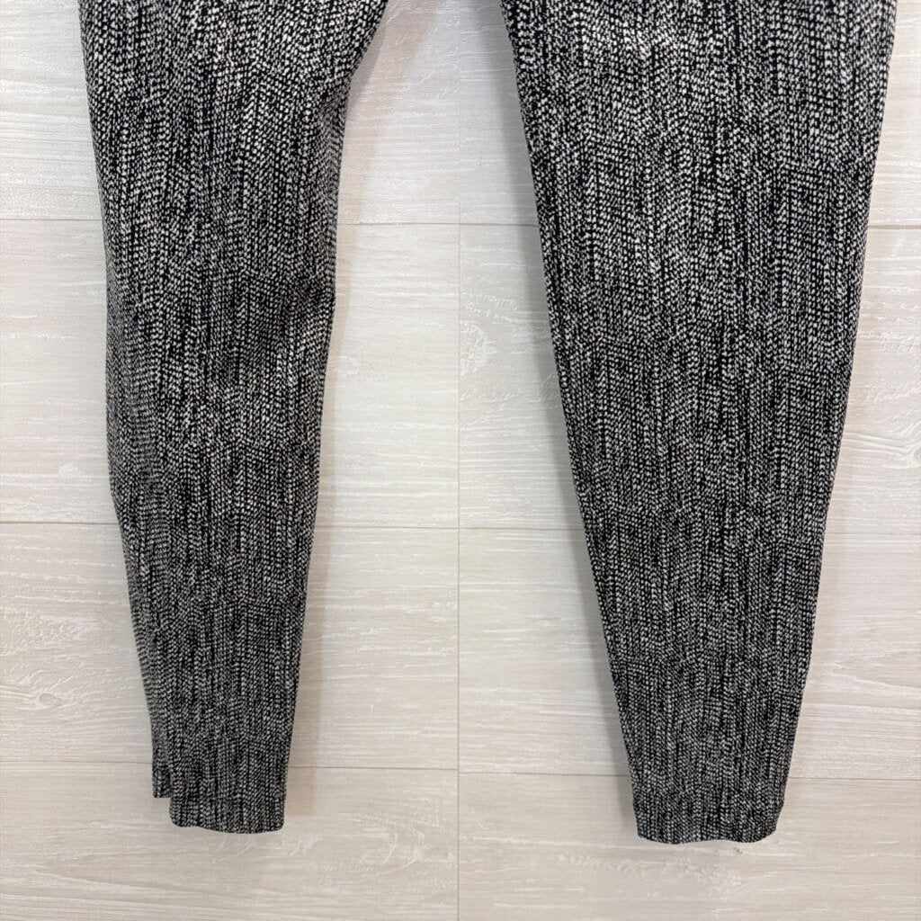 Black/White Printed Cropped Leggings Smamll