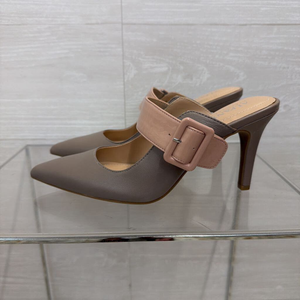Grey/Beige Alfani Pointed Toe Heels 8