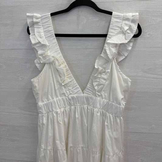Abercrombie and Fitch White Ruffle Short Sleeve Dress Medium