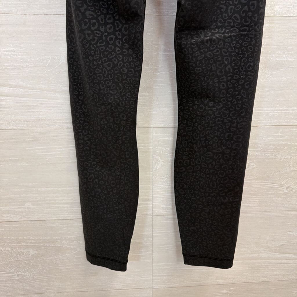 Lululemon Black Printed Cropped Leggings 0