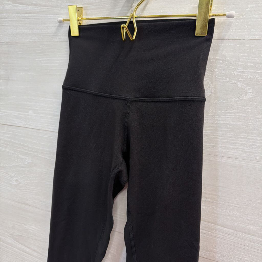Lululemon Black Shimmer Cropped Leggings 0