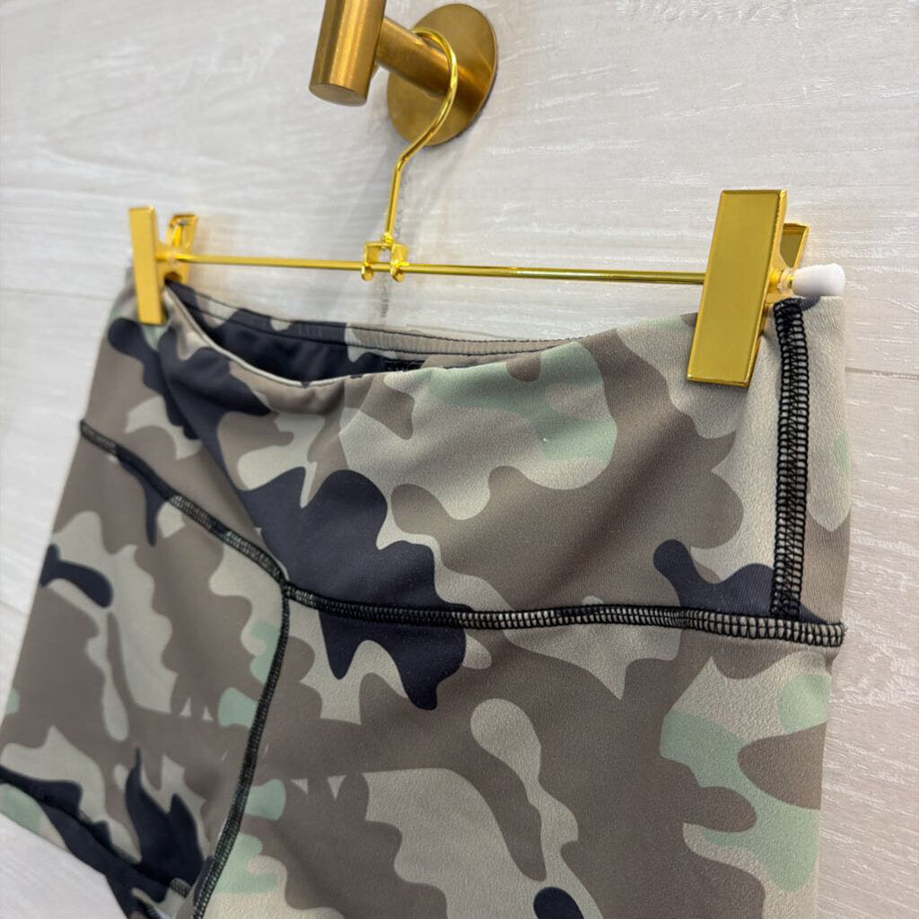 Barbell Camo Print Comp Shorts Medium