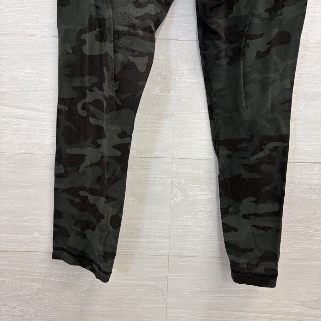 Lululemon Cropped Camo Leggings 4
