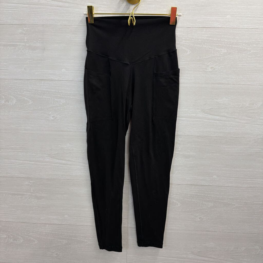 Offline Black Cropped Leggings Small
