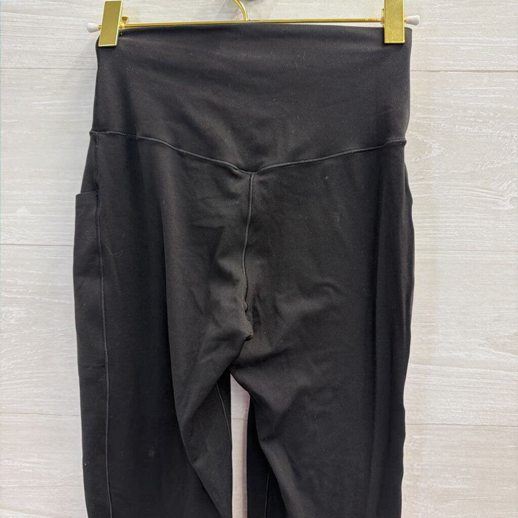 Offline Black Cropped Leggings Small