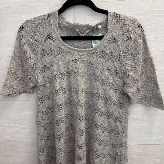 Knitted and Knotted Grey Lace Short Sleeve Top Small