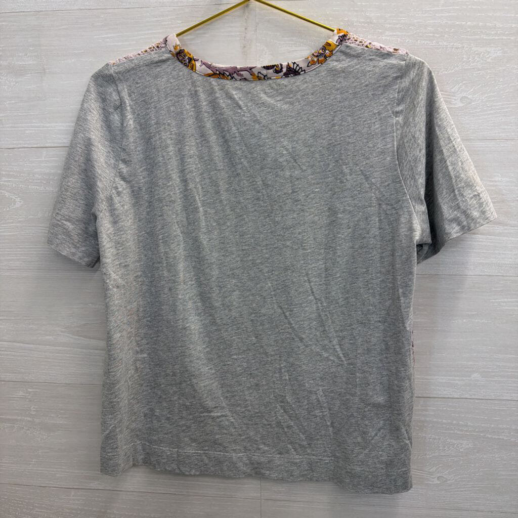 Tiny Grey/ Multi Print Short Sleeve Top Small