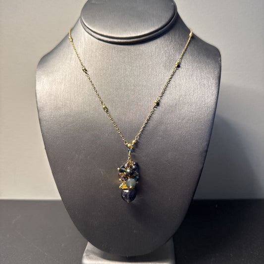 Anne Vaughan Small Stone Cluster Necklace