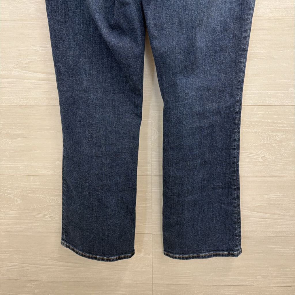Madewell Dark Wash Mid Rise Kick Out Jeans 27