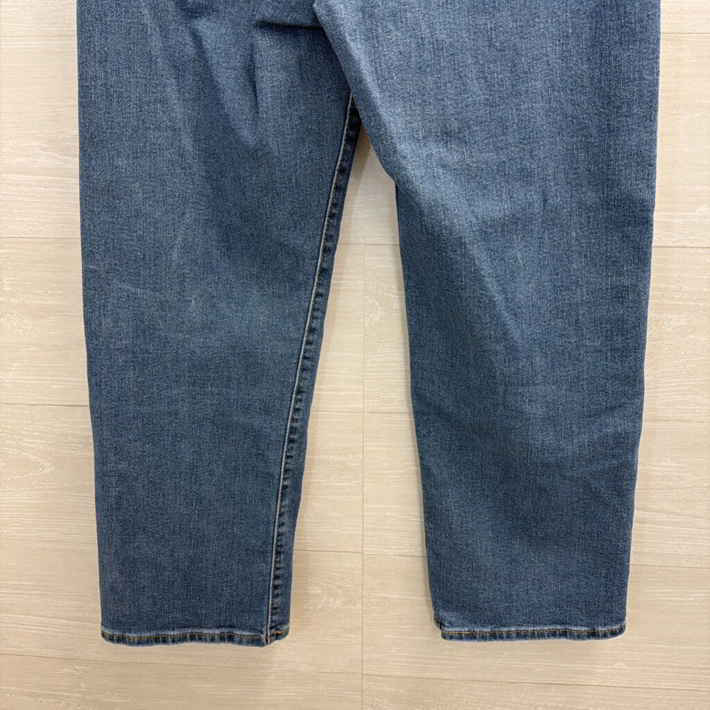 Levi Medium Wash Ribcage Straight Ankle Jeans 28