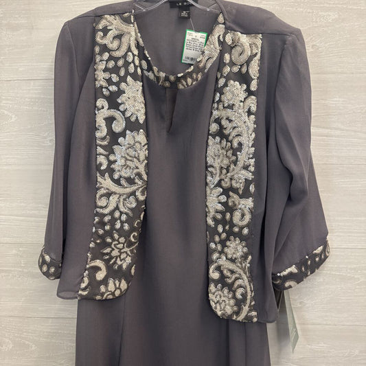 Le Bos Grey/ Silver Sequin Detail Short Formal Dress with Jacket 16