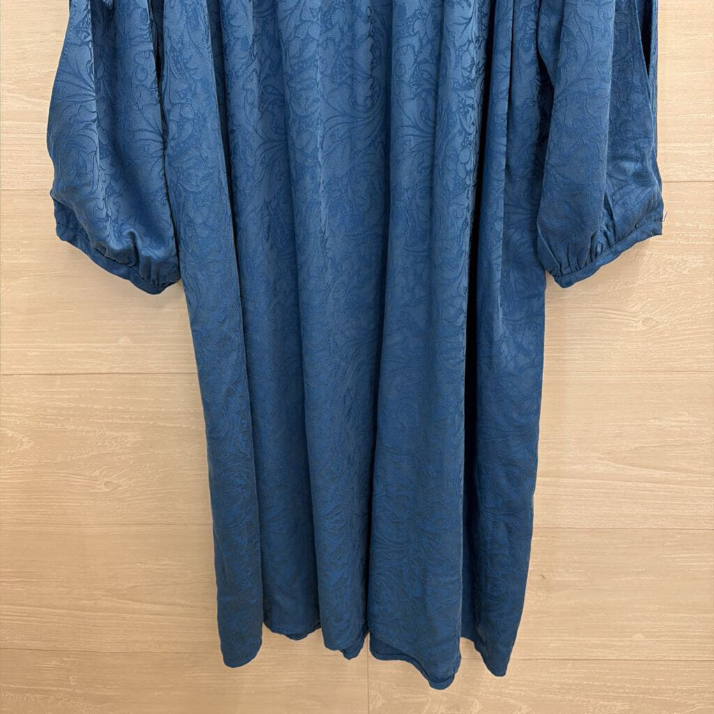 Holding Horses Blue Print Cold Shoulder Long Sleeve Dress Small