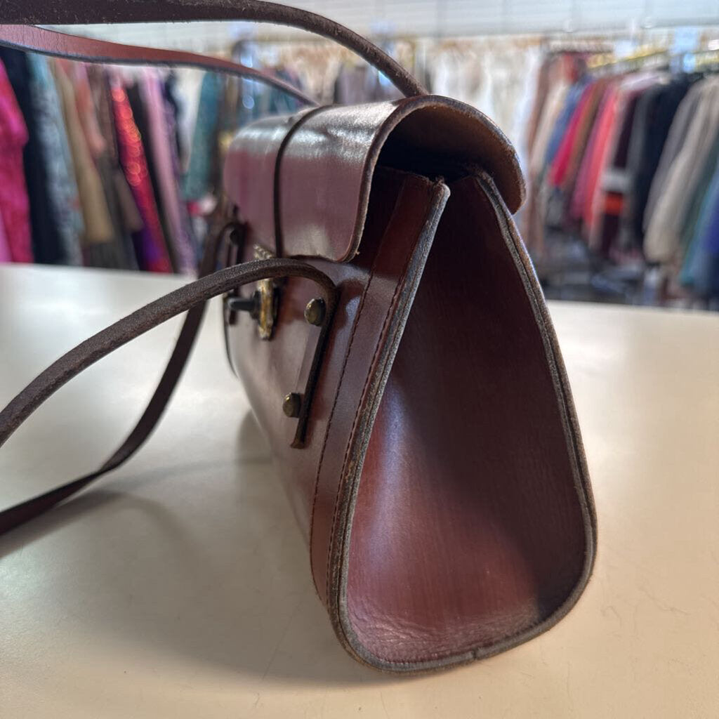 Vintage Burlington Brown Leather Shoulder Purse
