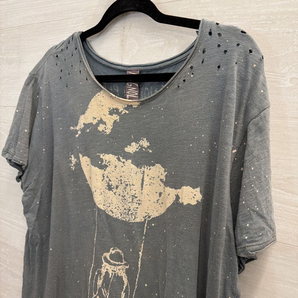 Magnolia Pearl Grey/ Beige Swing From The Moon Short Sleeve Tee One Size