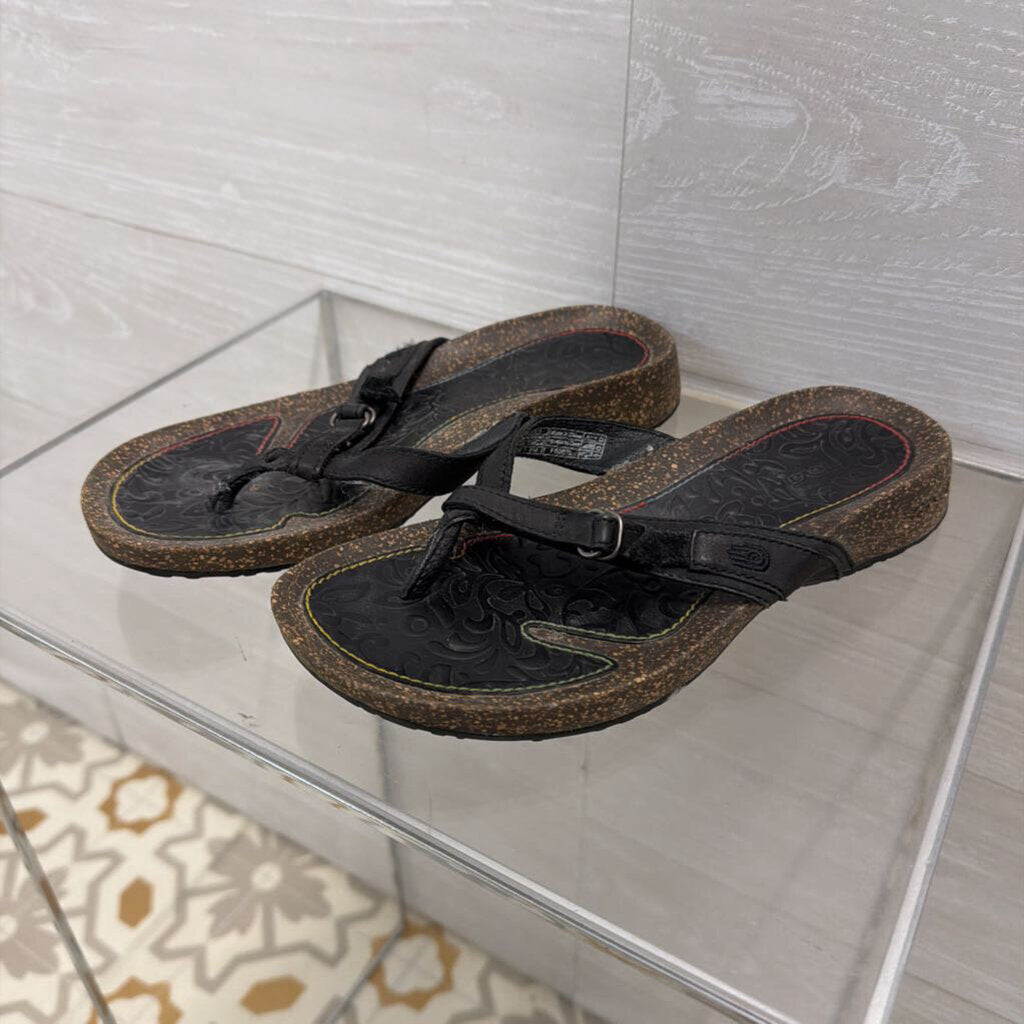 Teva Black Leather Ventura Thong Sandals 6