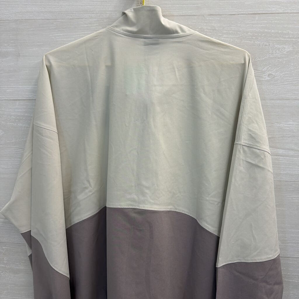 Under Armour White/ Grey Oversized Half Zip Pullover Extra Large