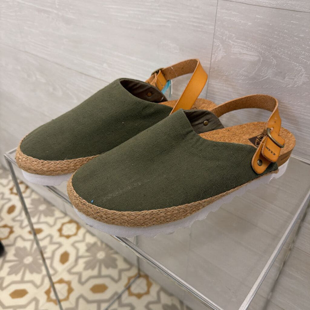 Reef Green/ Brown Cushion Sage Slip On Espadrille Shoes 10