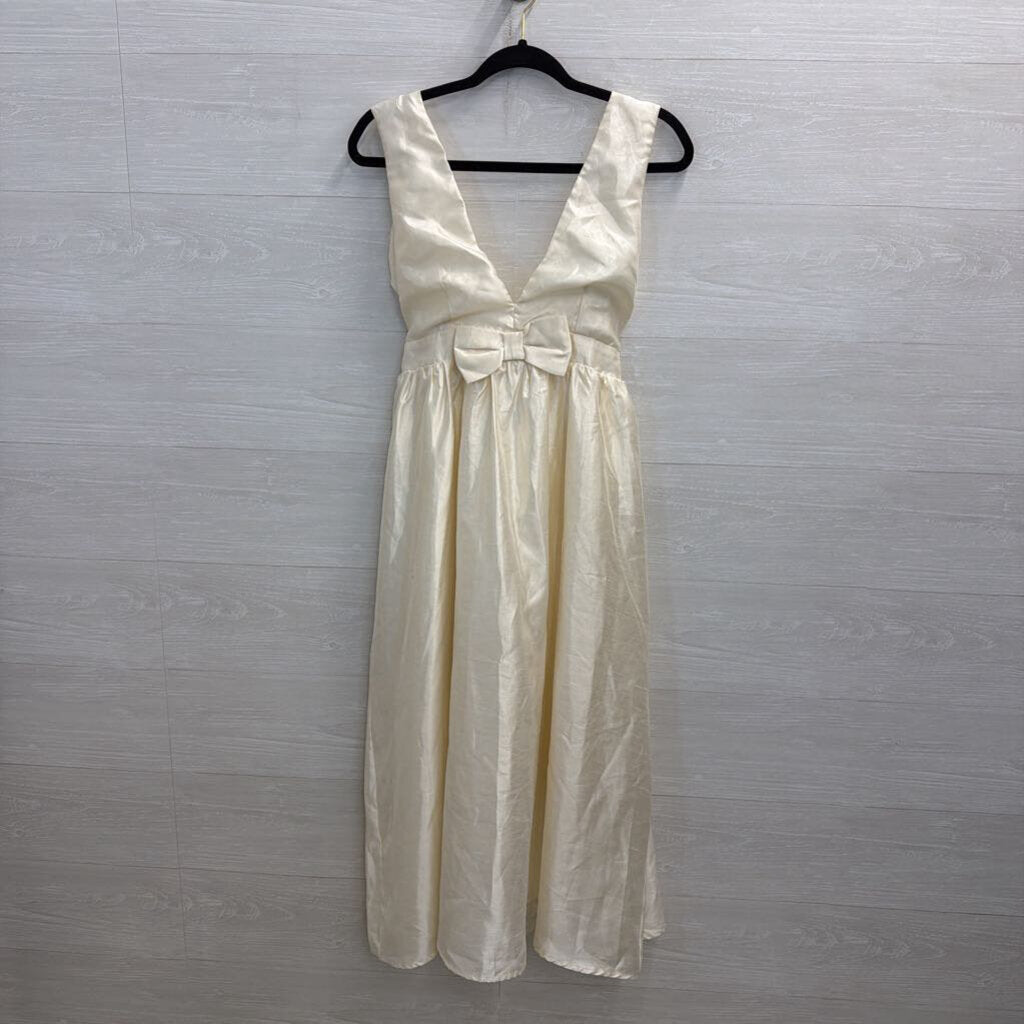 Lulus Cream V neck Bow Front Sleeveless Midi Dress Small