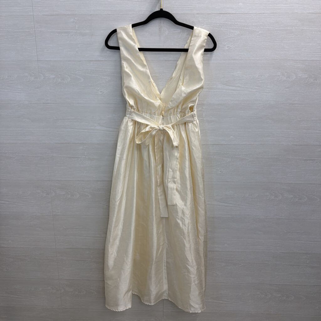 Lulus Cream V neck Bow Front Sleeveless Midi Dress Small