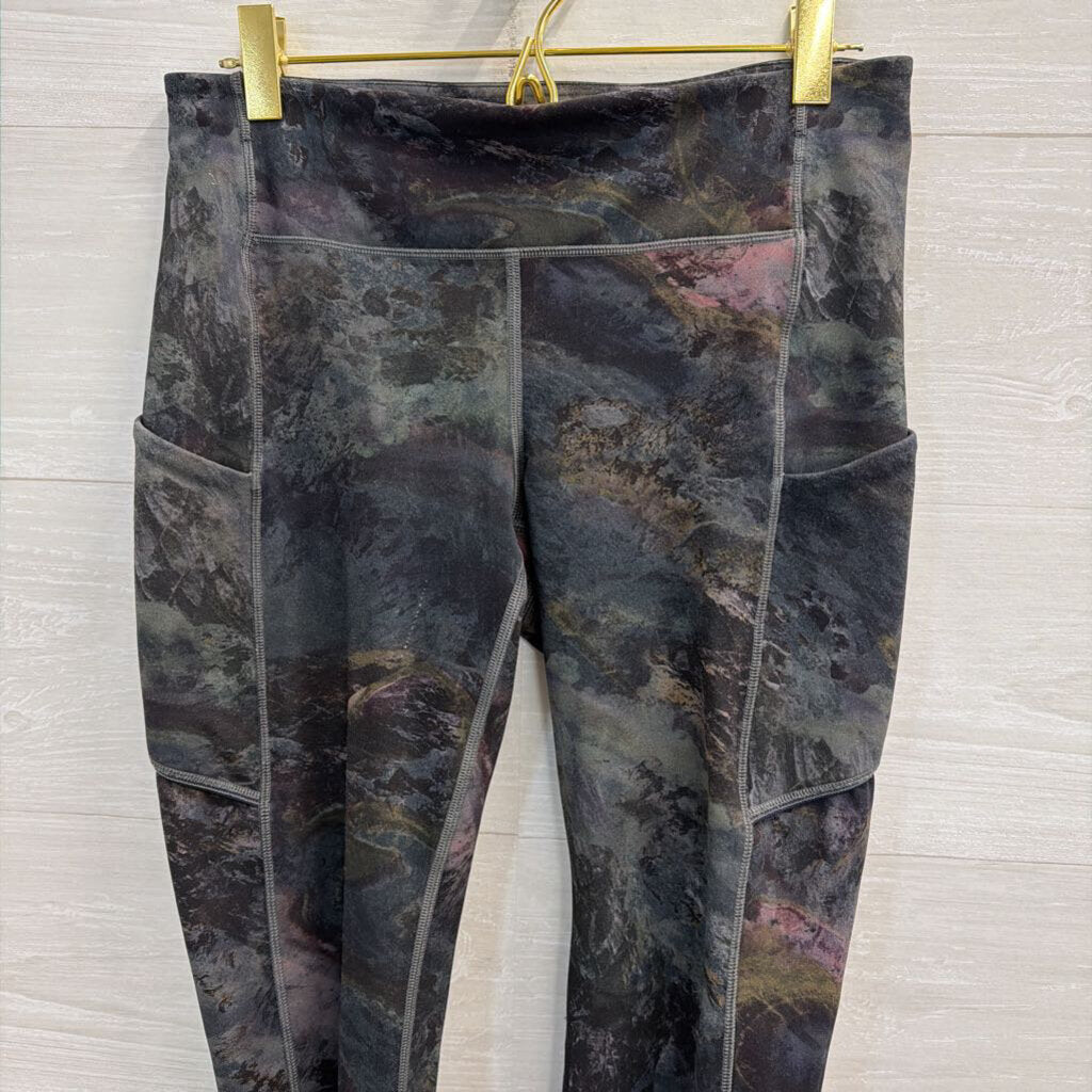 Lululemon Grey/ Multi Print Cropped Leggings 6