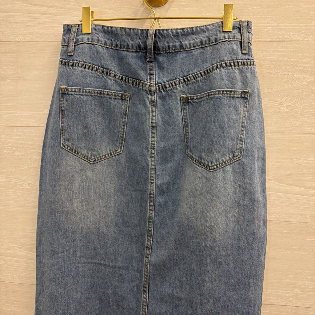 Medium Wash Denim Midi Skirt Medium