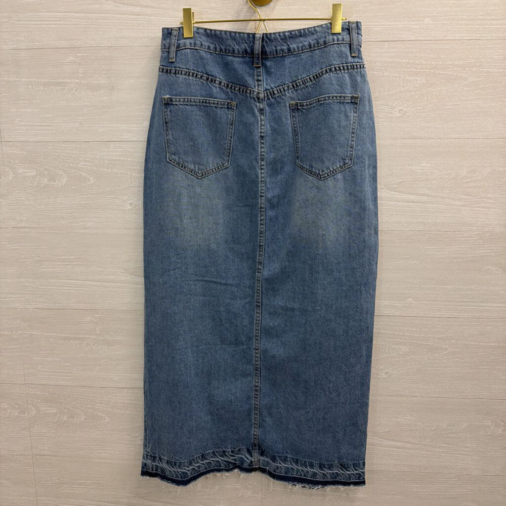 Medium Wash Denim Midi Skirt Medium