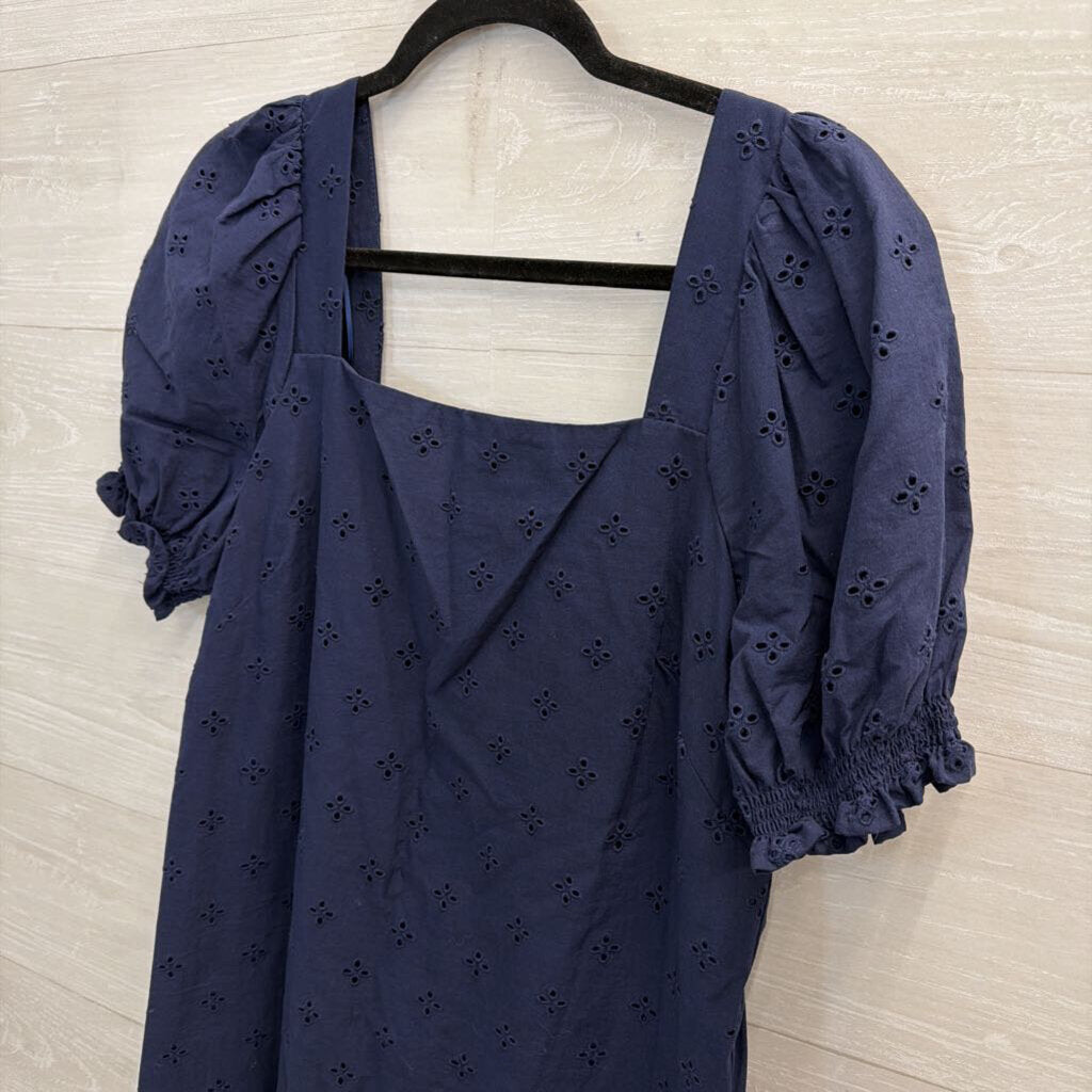Draper James Navy Eyelet Short Puff Sleeve Dress Medium