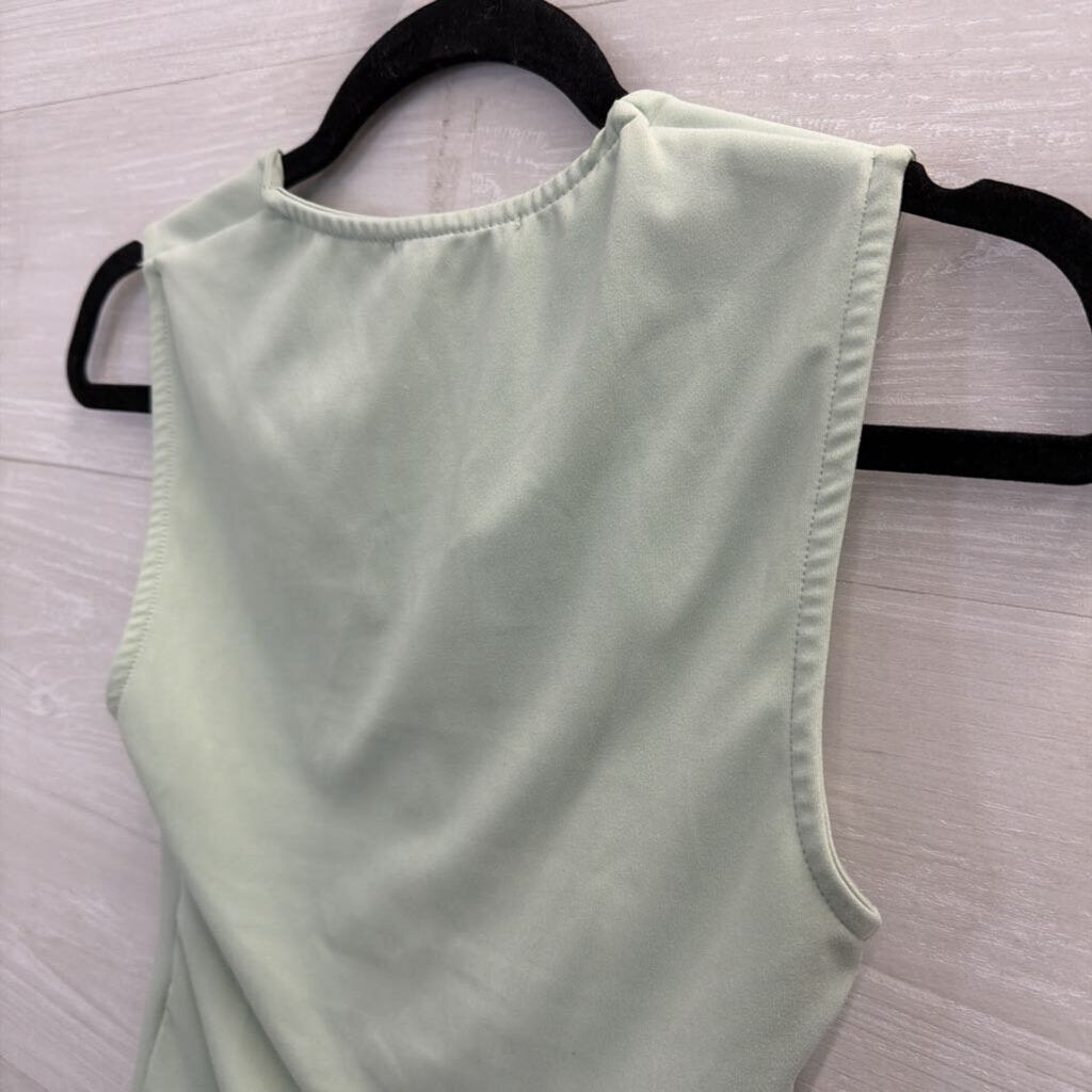 Gaze Green Cropped Tank Top Medium