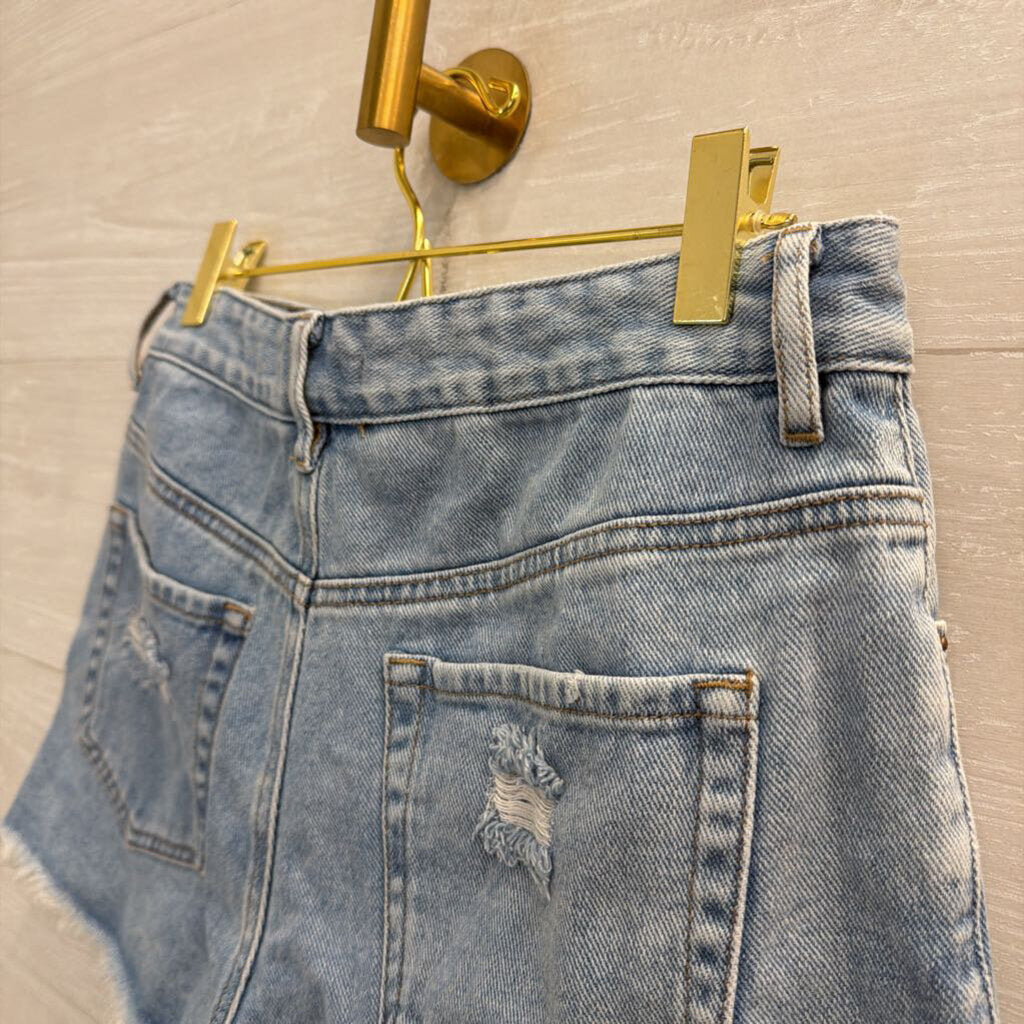 PacSun Light Wash Distressed Cutoff Denim Shorts 28