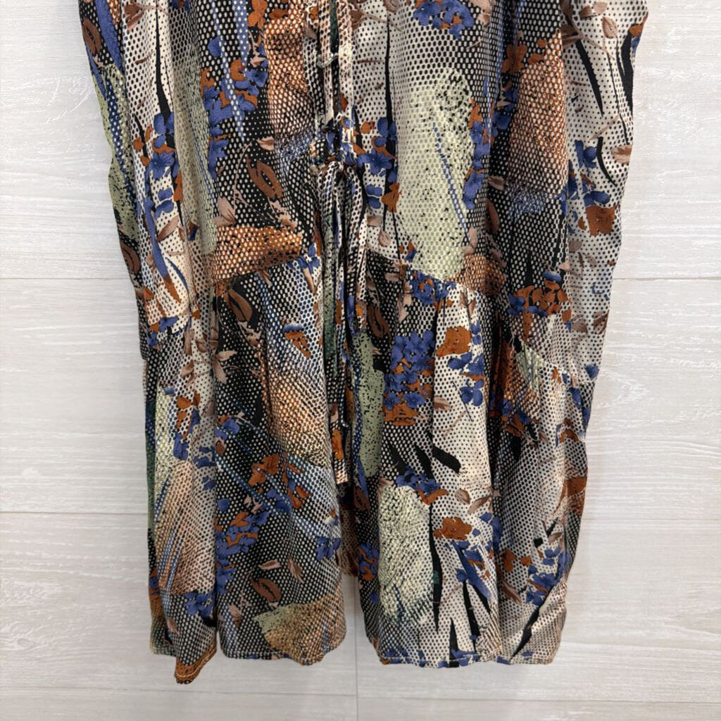 Entro BLue/ Multi Print Ruffle Hem Tank Top Medium