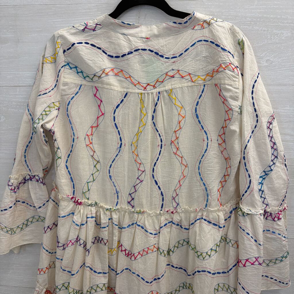 En Creme White/ Multi Embroidered Long Sleeve Dress Medium