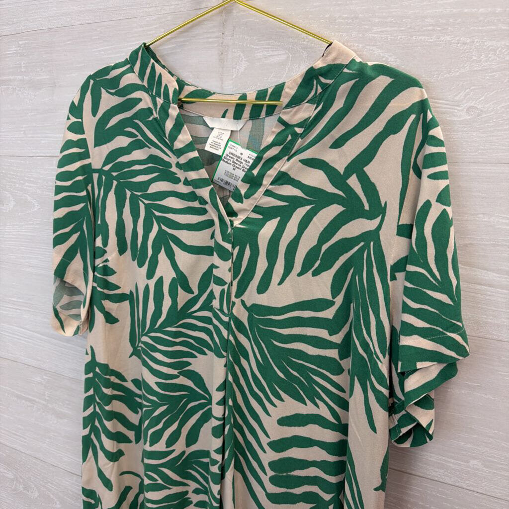 Green/ Beige Print Short Sleeve Dress Medium