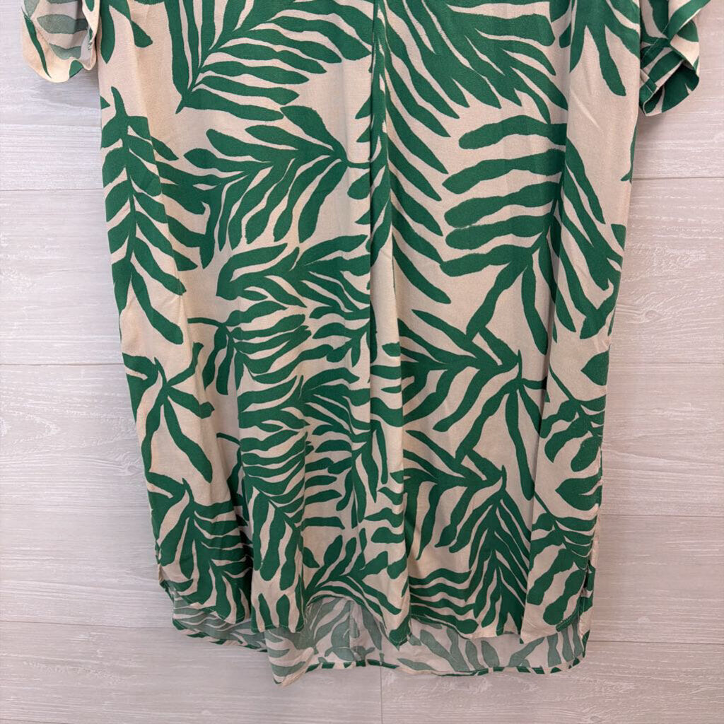 Green/ Beige Print Short Sleeve Dress Medium