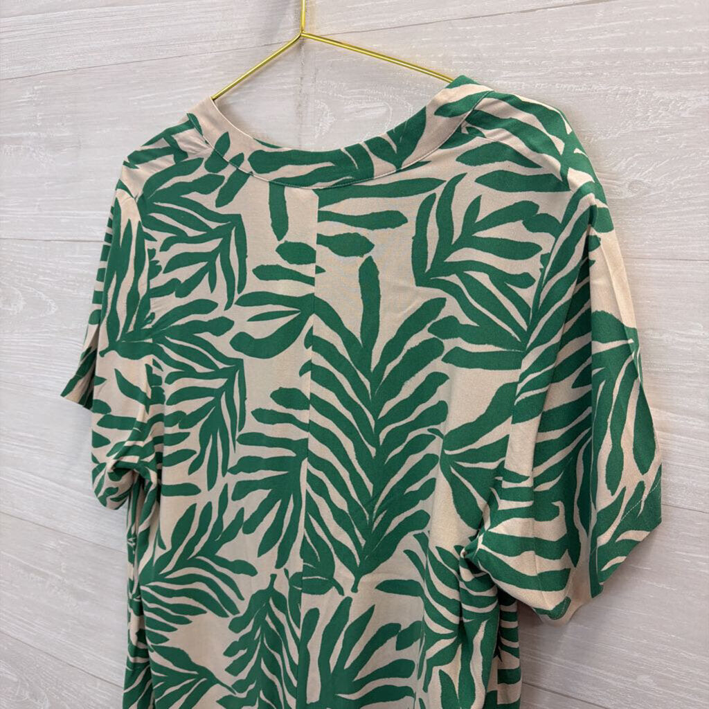 Green/ Beige Print Short Sleeve Dress Medium